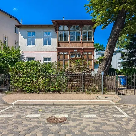 Z Parkingiem Tylko 8 Minut Spaceru Od Morza By Renters Sopot
